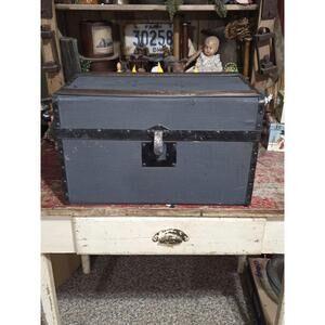 Small Antique USA Wood/Metal Lock Document Box Trunk-Doll Tool Chest 18"x10"x11"